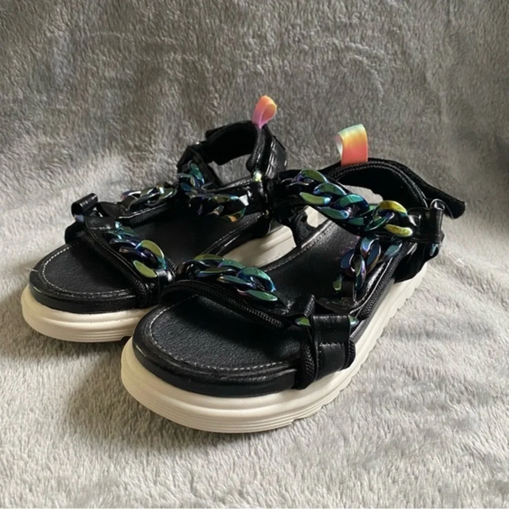Justice Sandal’s Shoes Girls‎ Size 1 Velcro Strap Black New With Tags Chains